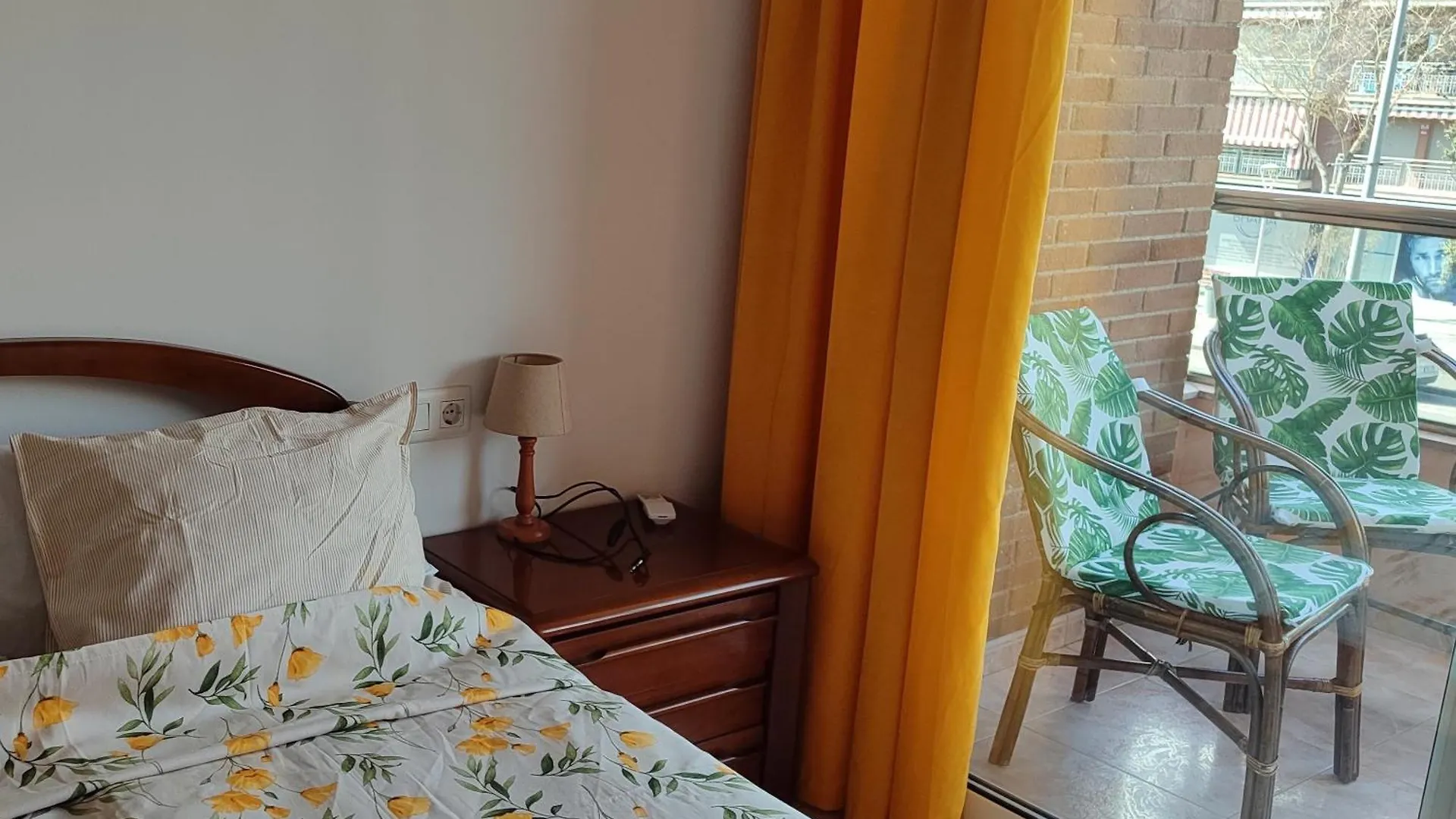 Duplex 2-Bedroom Family Apartment F&F Lloret de Mar