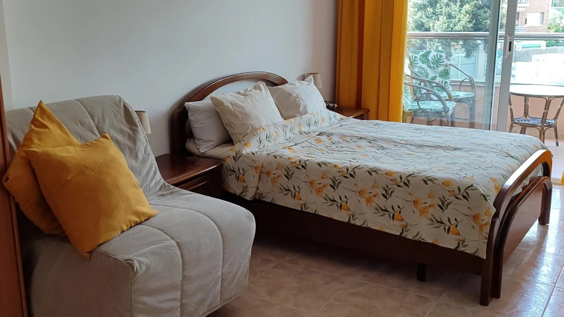 Duplex 2-Bedroom Family Apartment F&F Lloret de Mar