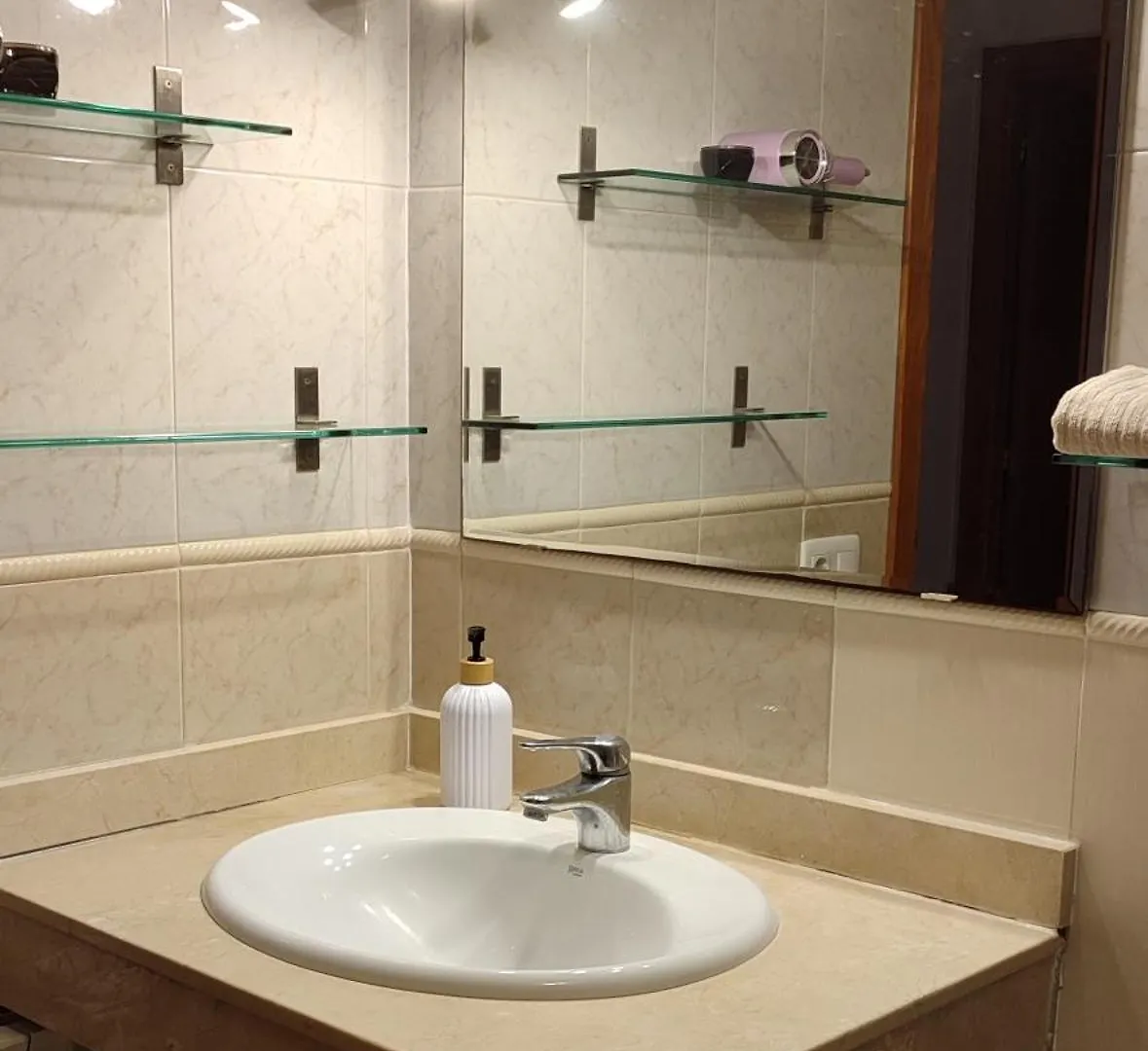 Duplex 2-Bedroom Family Apartment F&F Lloret de Mar España