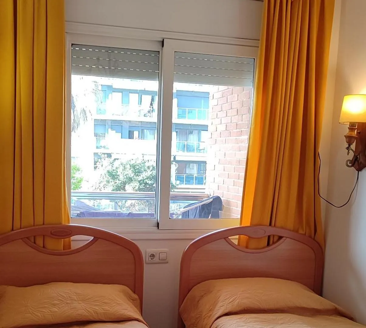 Duplex 2-Bedroom Family Apartment F&F Lloret de Mar